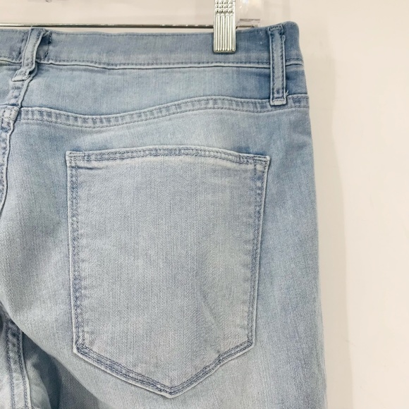 Gap Mid Rise Skinny Jeans Light Wash Size 31 Tall - Picture 7 of 8